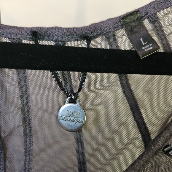 BKE Buckle Grey Top with Beaded Front and Back Size Large - Picture 3 of 7